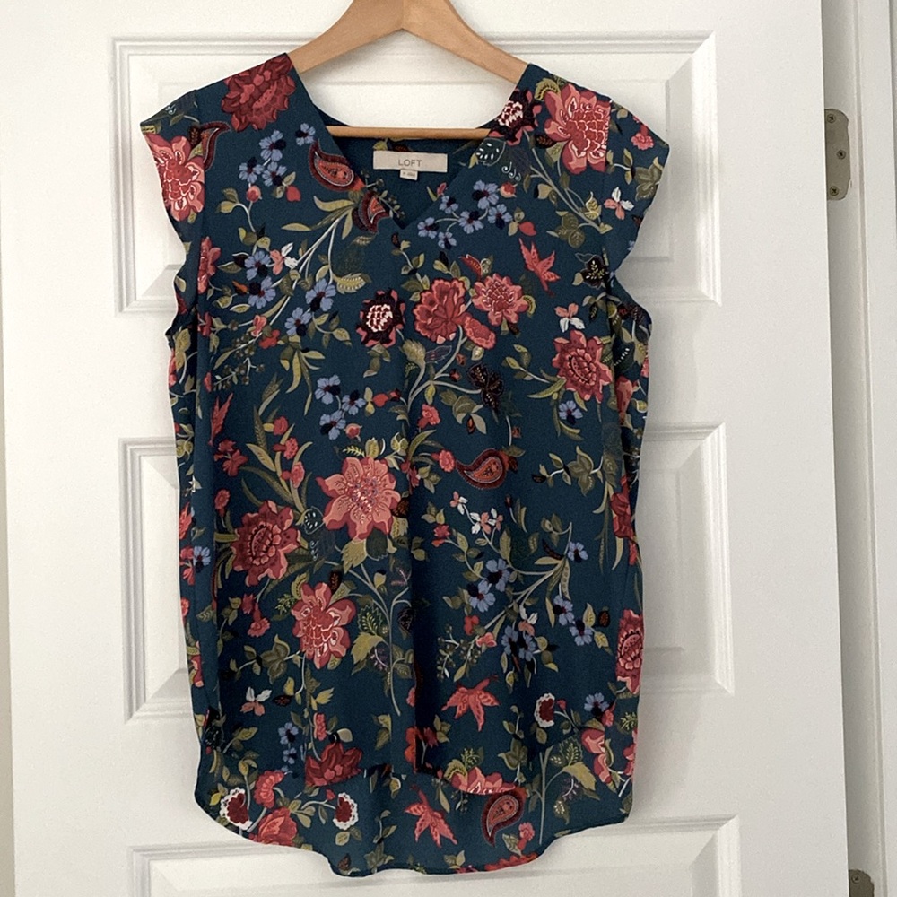 Loft ruffle sleeve top